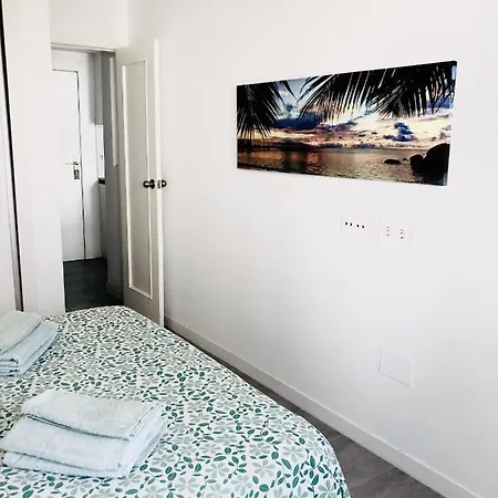 Appartamento Elegant Next To The Sea!