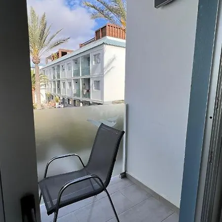 Elegant Next To The Sea! Lägenhet *