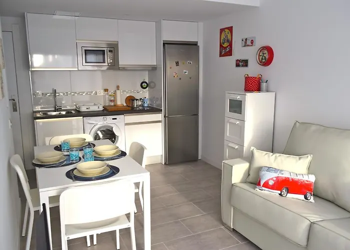 Elegant Next To The Sea! 아파트 *